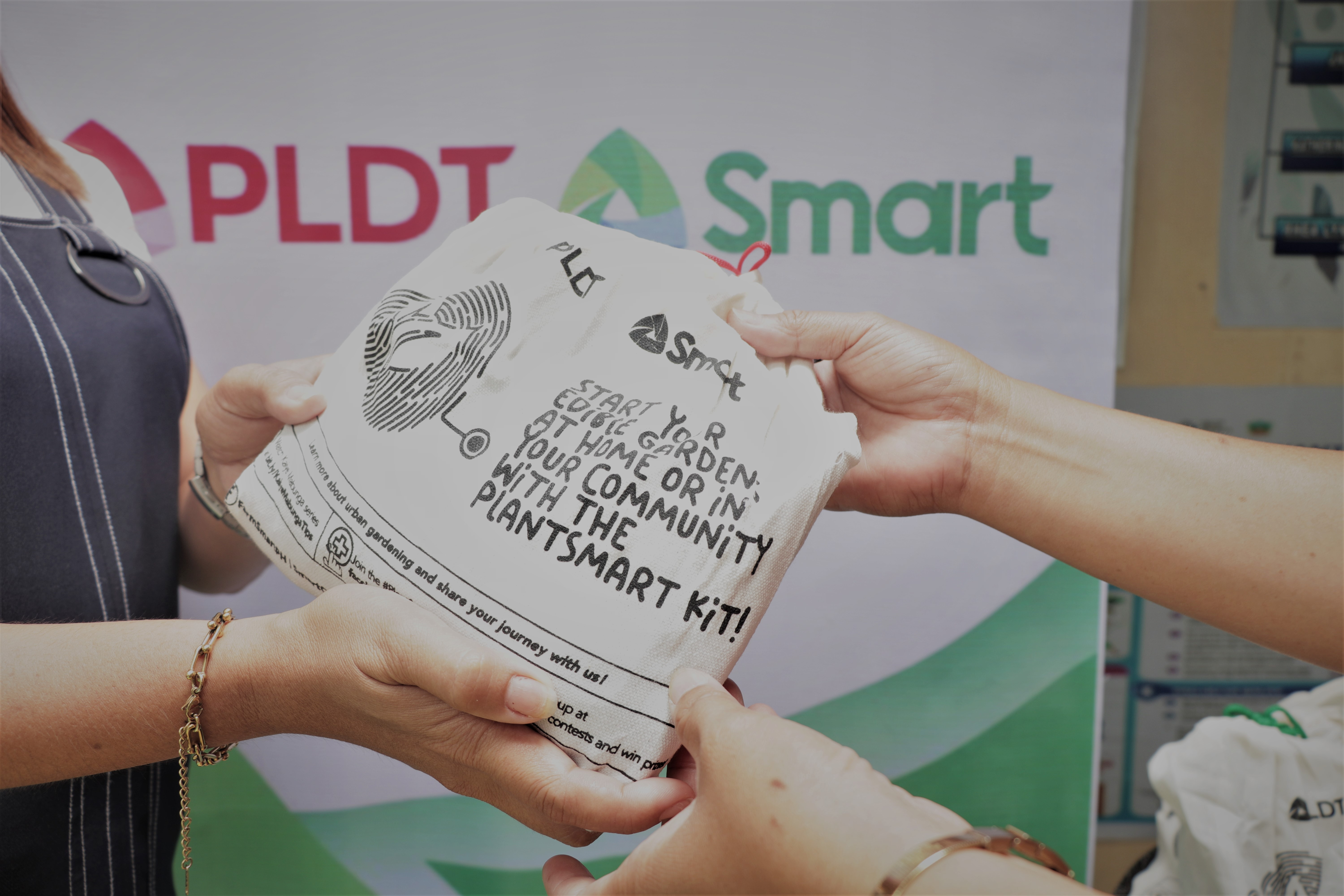 PLDT, Smart’s Brigada Eskwela widen reach, scaling up digital inclusion in Davao del Sur