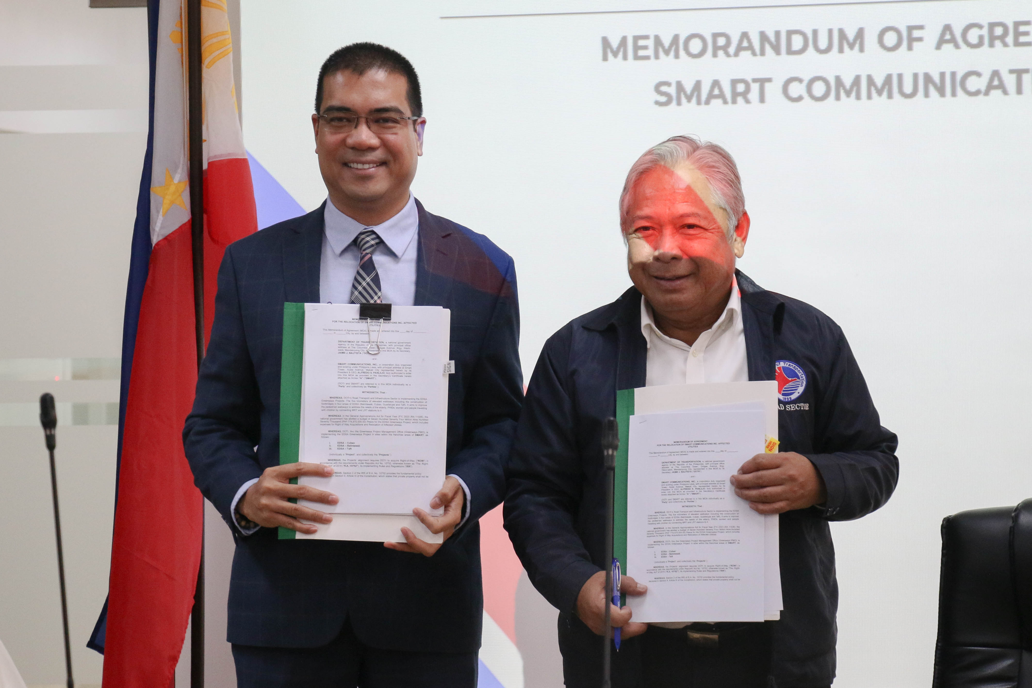 Smart, DOTr sign MOA for EDSA Greenways Project