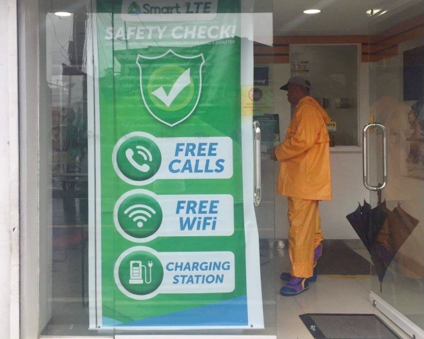 Smart wireless services weather ‘Ulysses’ in heavily impacted provinces;  launches free calls, free charging, free wifi services in typhoon-hit areas 