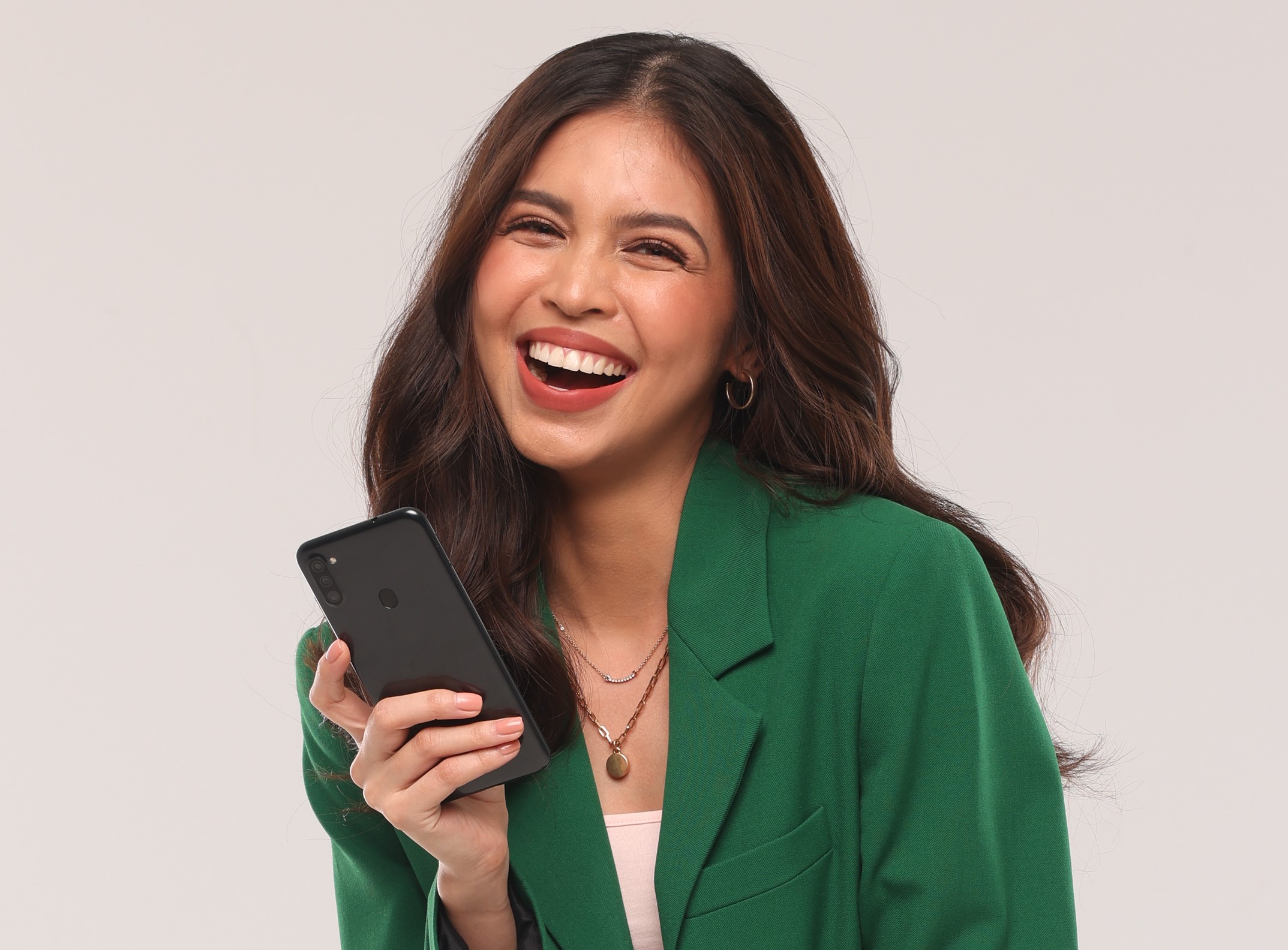 GigaPay Maine Mendoza