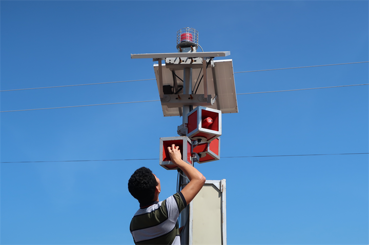 A Sigaw unit installed in San Luis, Batangas Smart partners with BatStateU in boosting community warning system