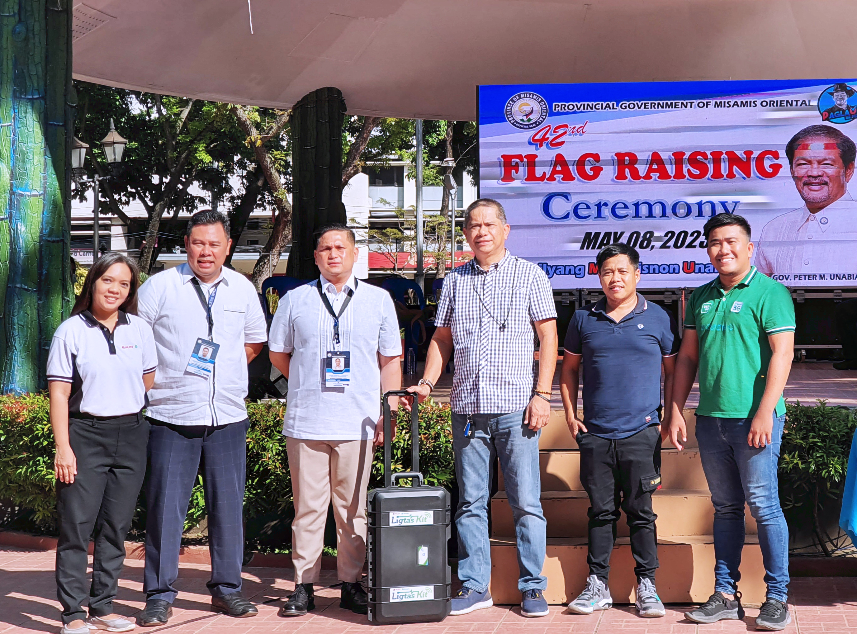 Misamisnon responders now powered by PLDT-Smart Ligtas Kit 