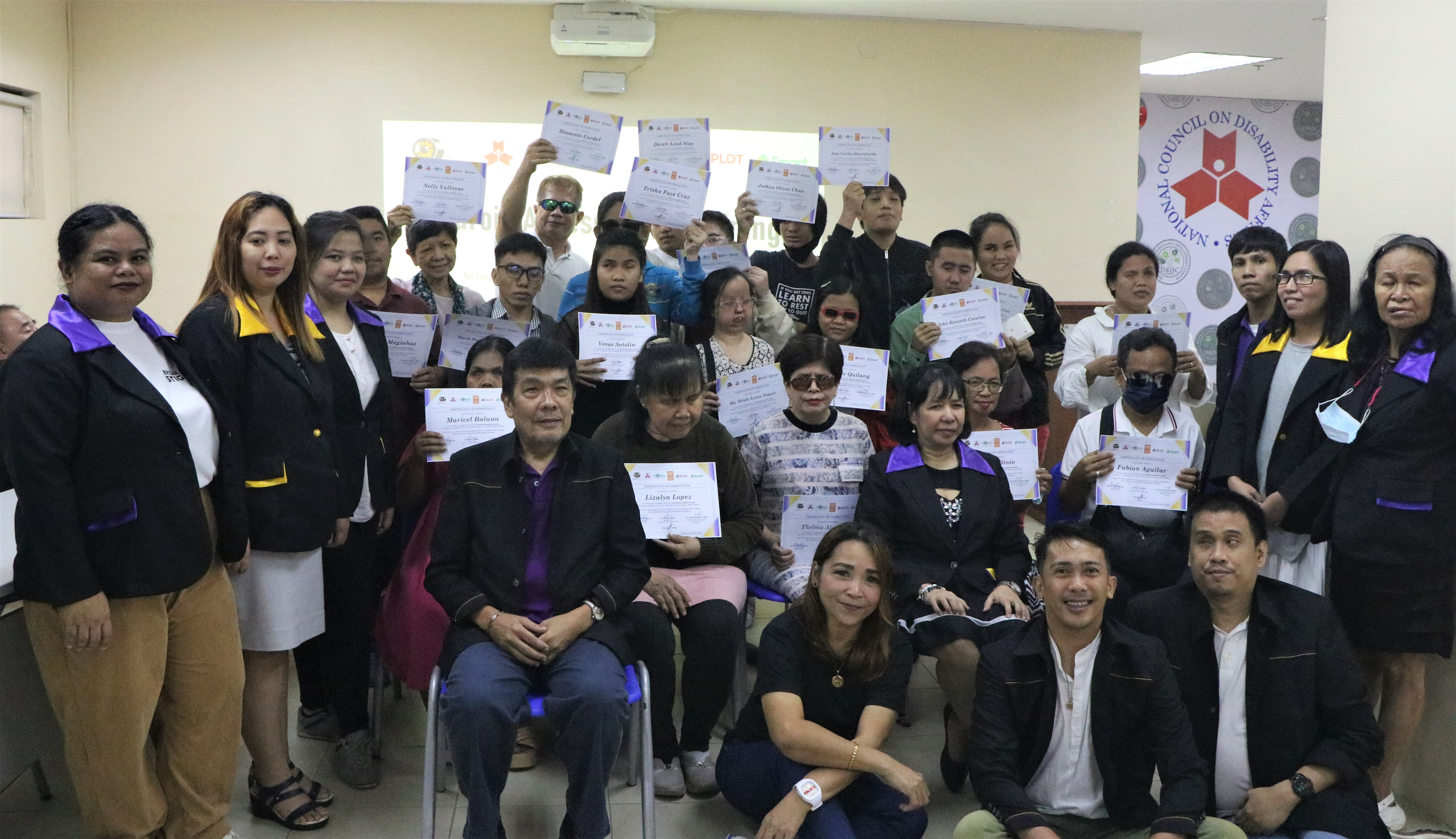 PLDT, Smart aid visually impaired persons in daily activities through digital training  