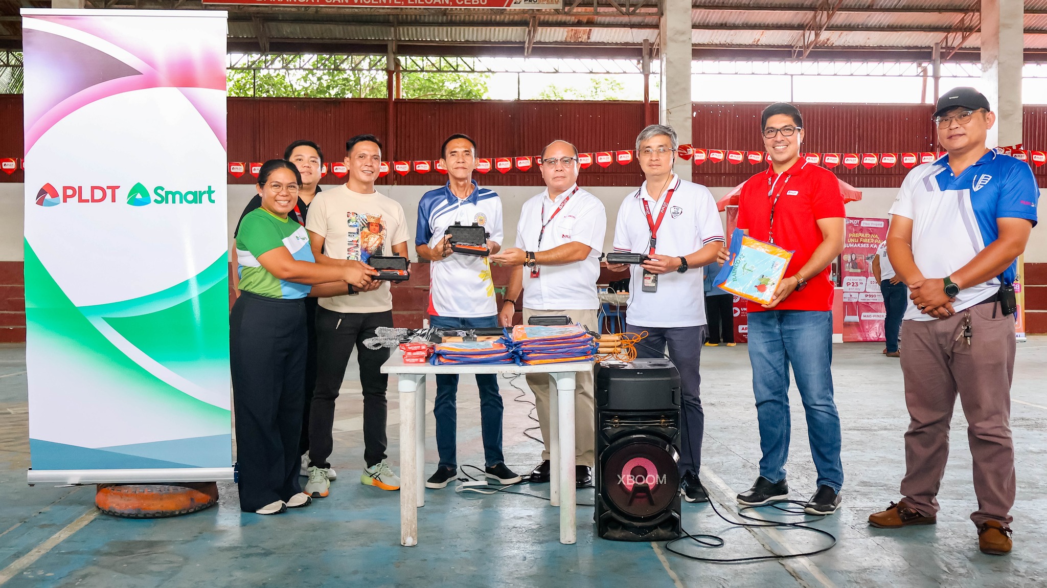 PLDT Smart Bayanihan in Cebu - group