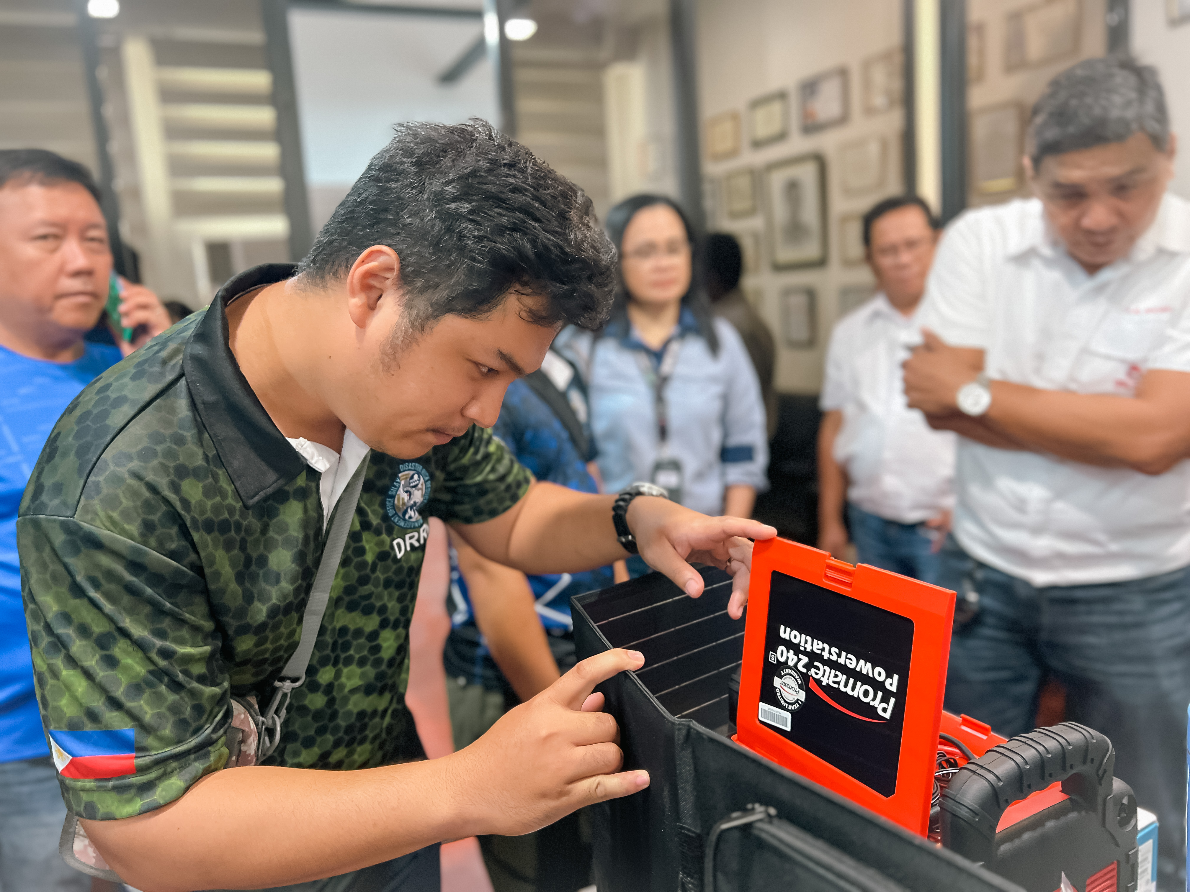 PLDT, Smart champion disaster resilience in Visayas via Ligtas Kit, relief aid