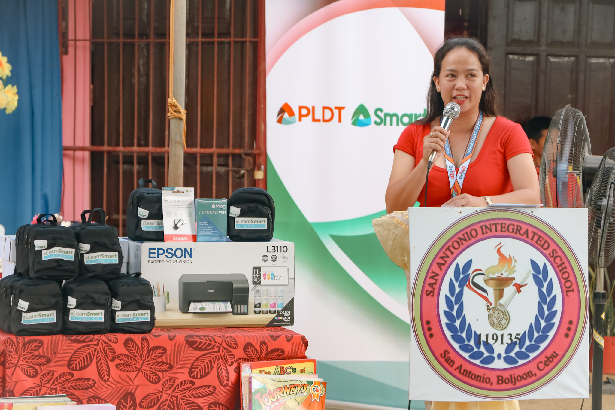 PLDT, Smart, CNU enable mountain barangay in Boljoon, Cebu through #LearnSmart program