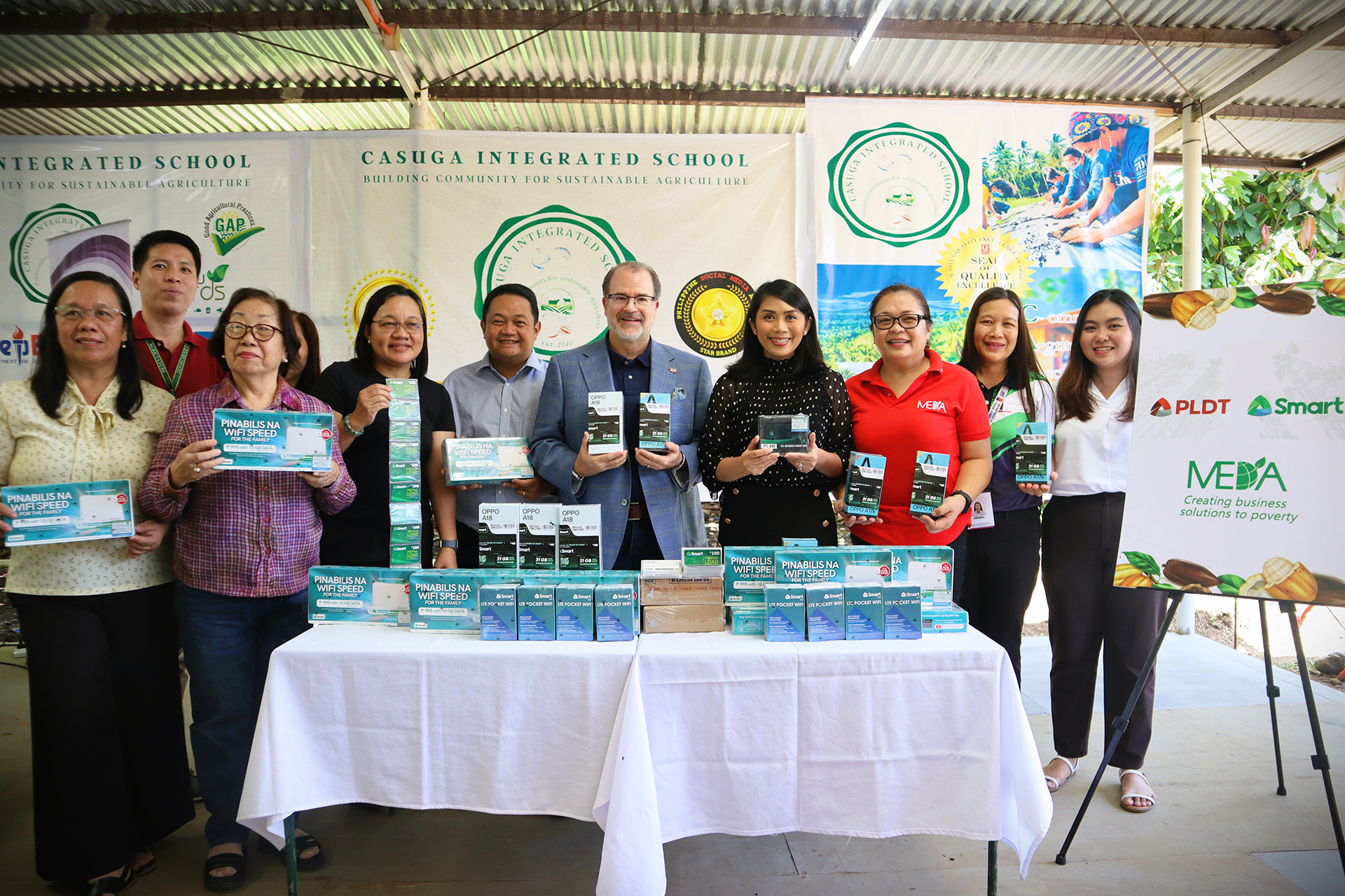 PLDT, Smart collaborators lift Davao's cacao farmers, agropreneurs
