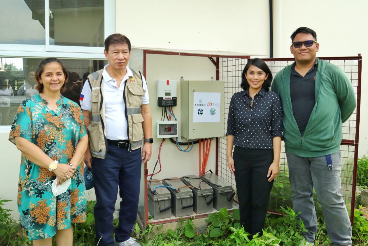 PLDT, Smart, PDRF strengthen local preparedness among Batangas municipalities against earthquakes