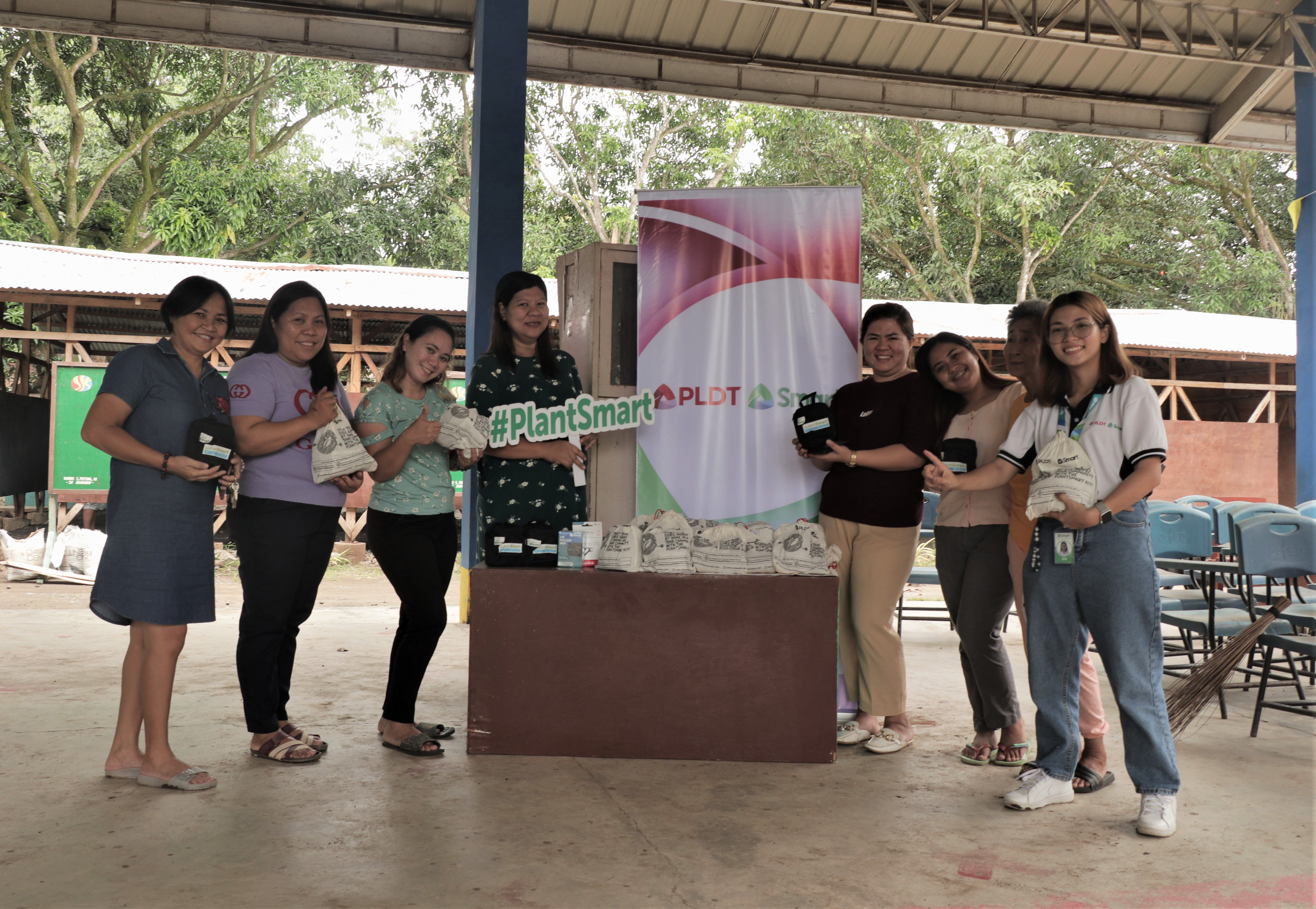 PLDT, Smart’s Brigada Eskwela widen reach, scaling up digital inclusion in Davao del Sur PLDT, Smart’s Brigada Eskwela widen reach, scaling up digital inclusion in Davao del Sur