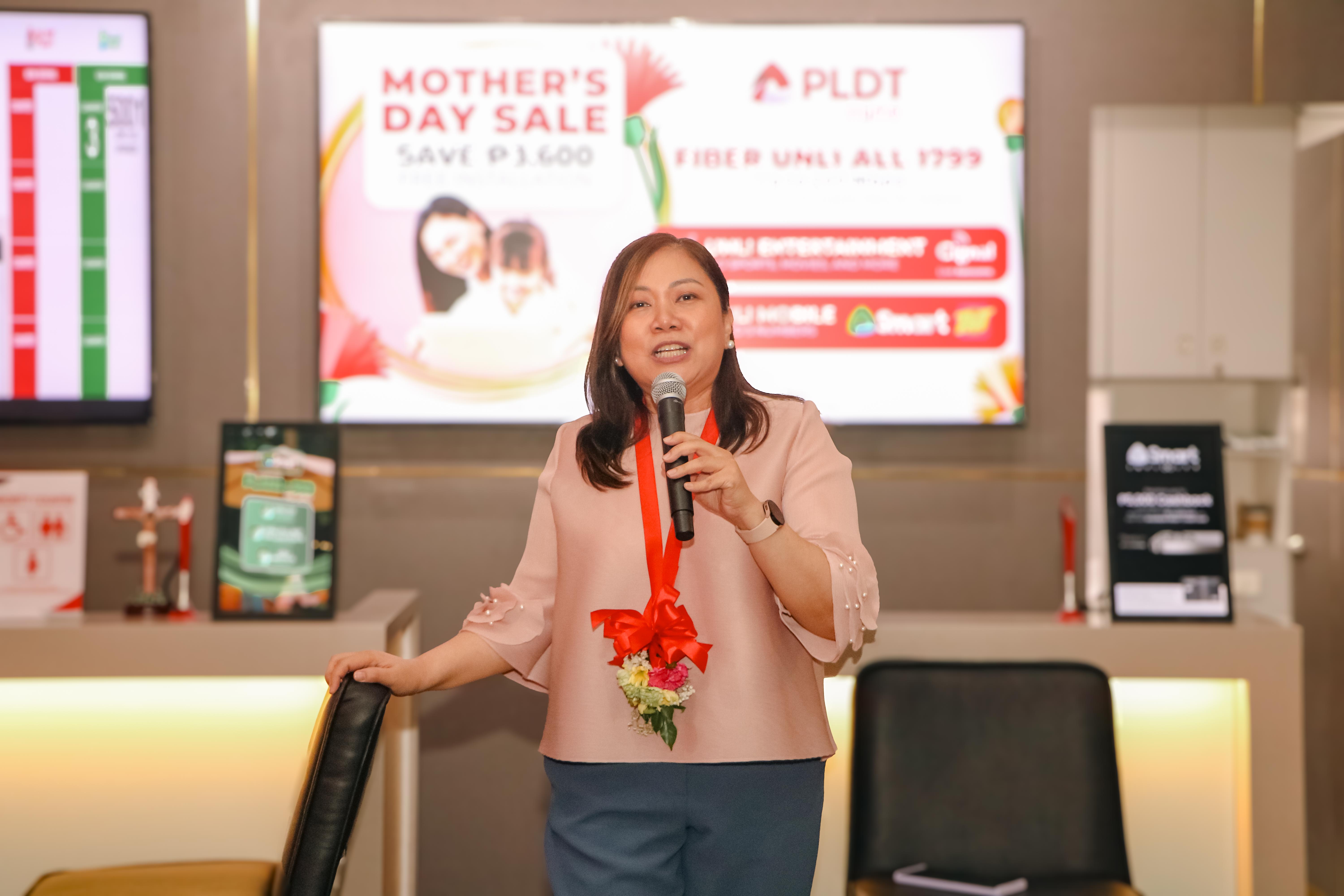 PLDT, Smart unveil Experience Hub in Tagbilaran City, first in Visayas PLDT, Smart unveil Experience Hub in Tagbilaran City, first in Visayas