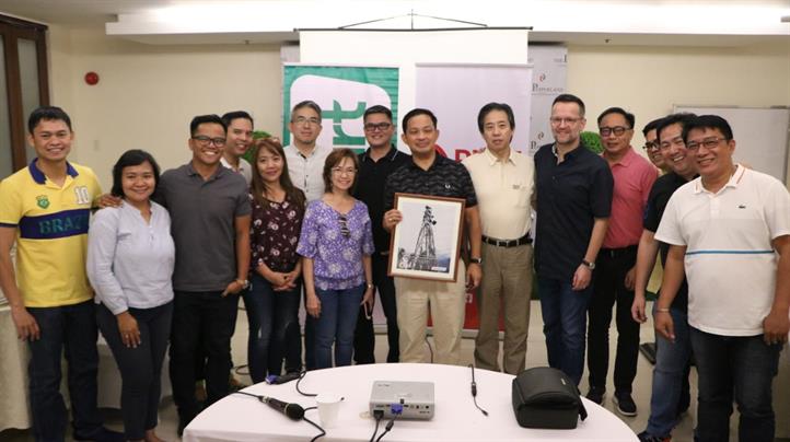 Smart boosts communication, preparedness efforts in Legazpi City Smart boosts communication, preparedness efforts in Legazpi City