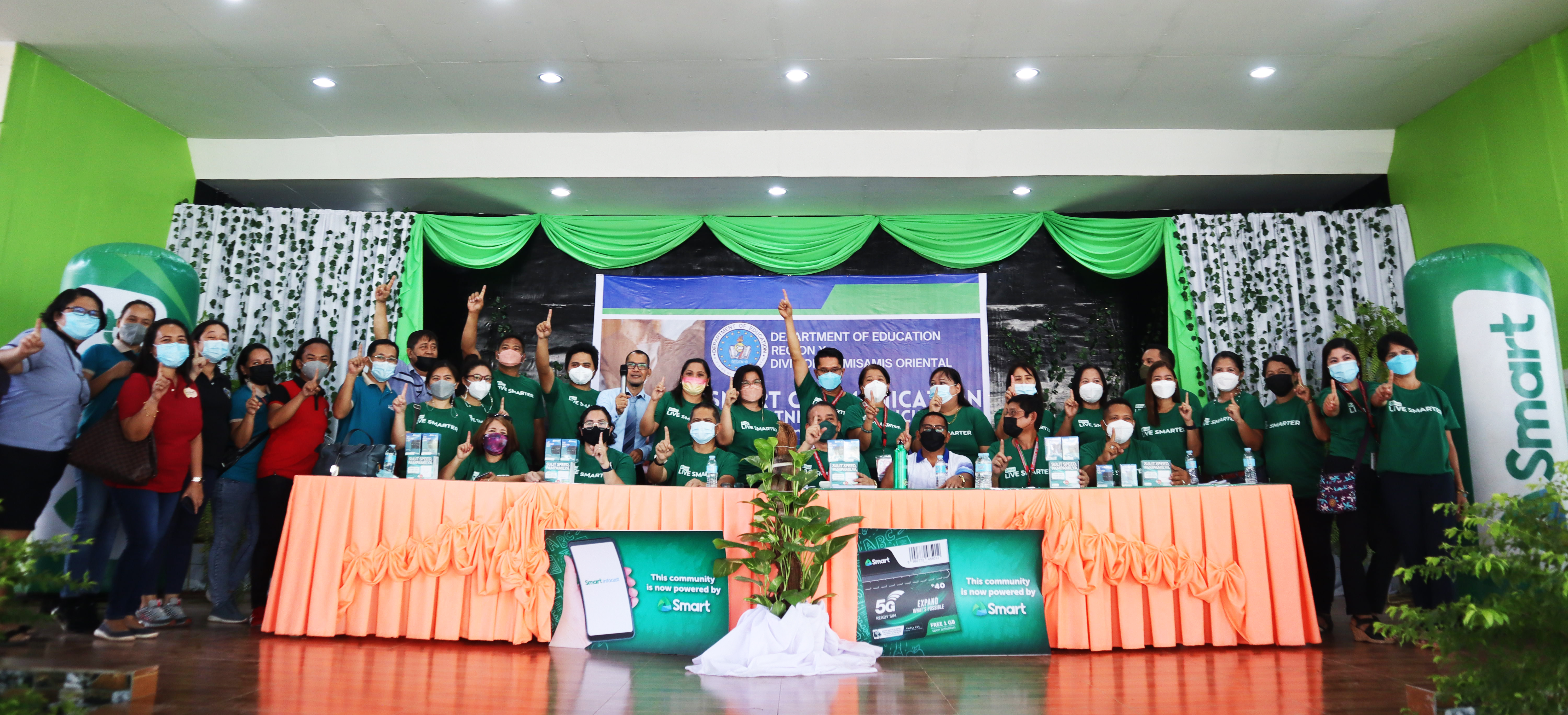 Smart continues to support Misamisnon schools