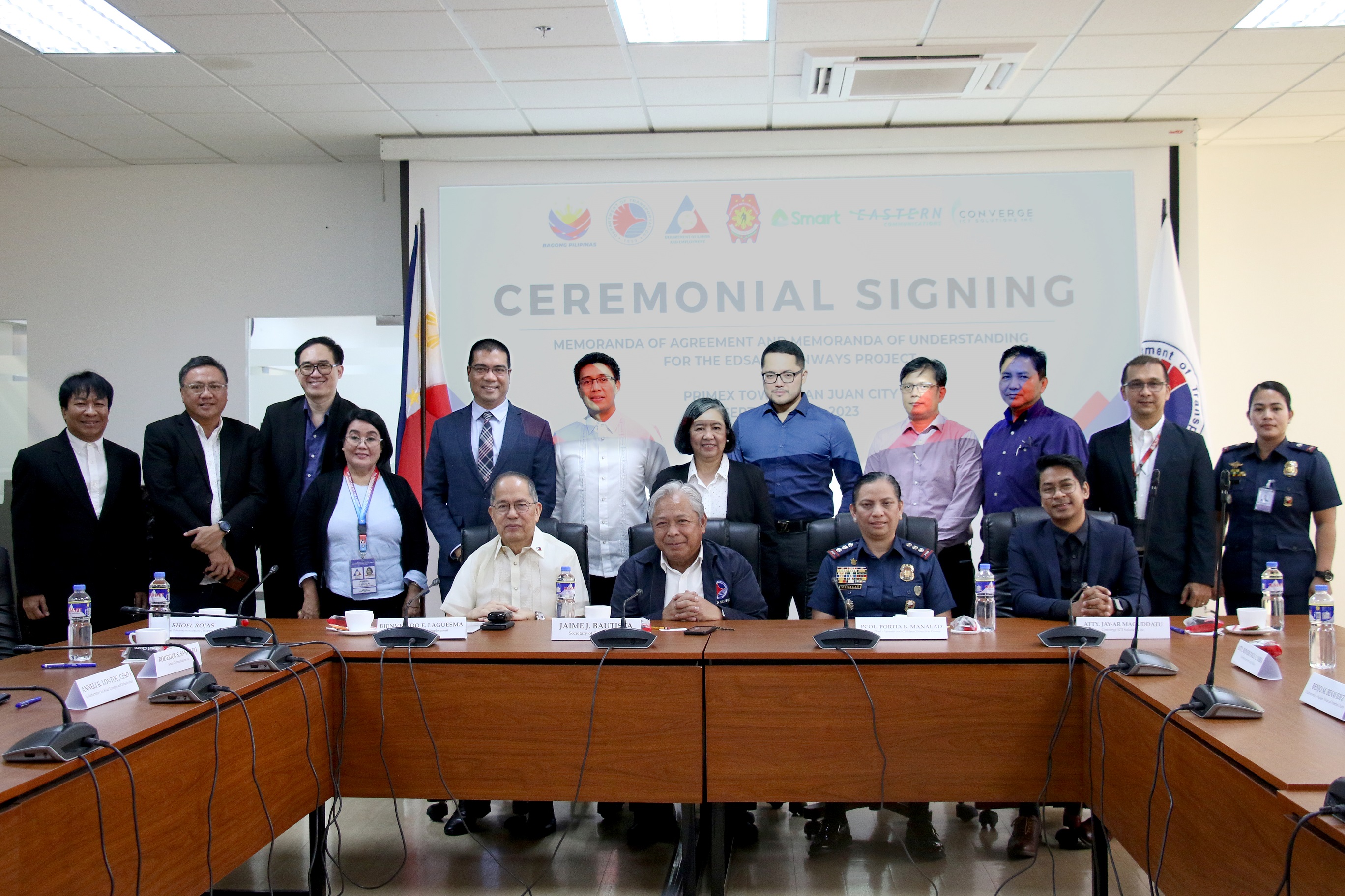 Smart, DOTr sign MOA for EDSA Greenways Project