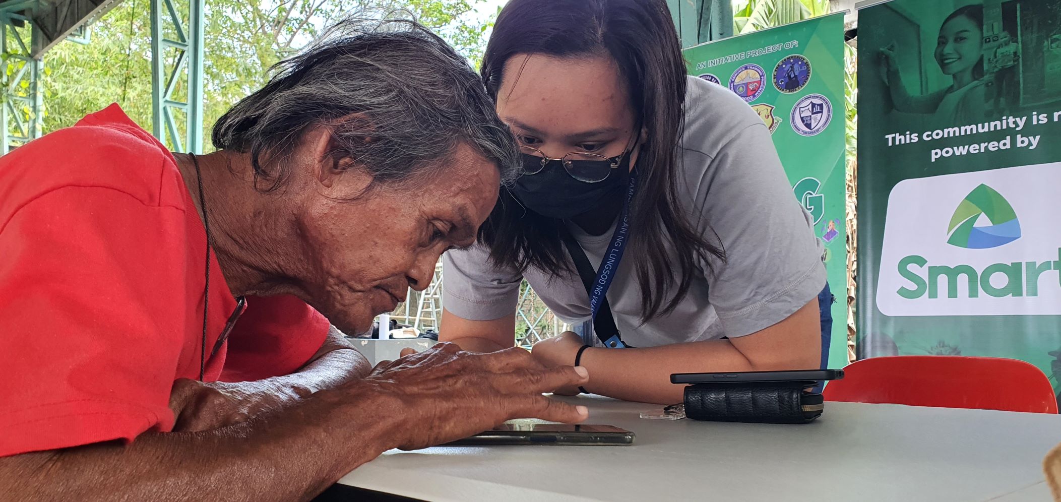 Smart partners with Valenzuela LGU, Pamantasan ng Lungsod ng Valenzuela for SIM Registration