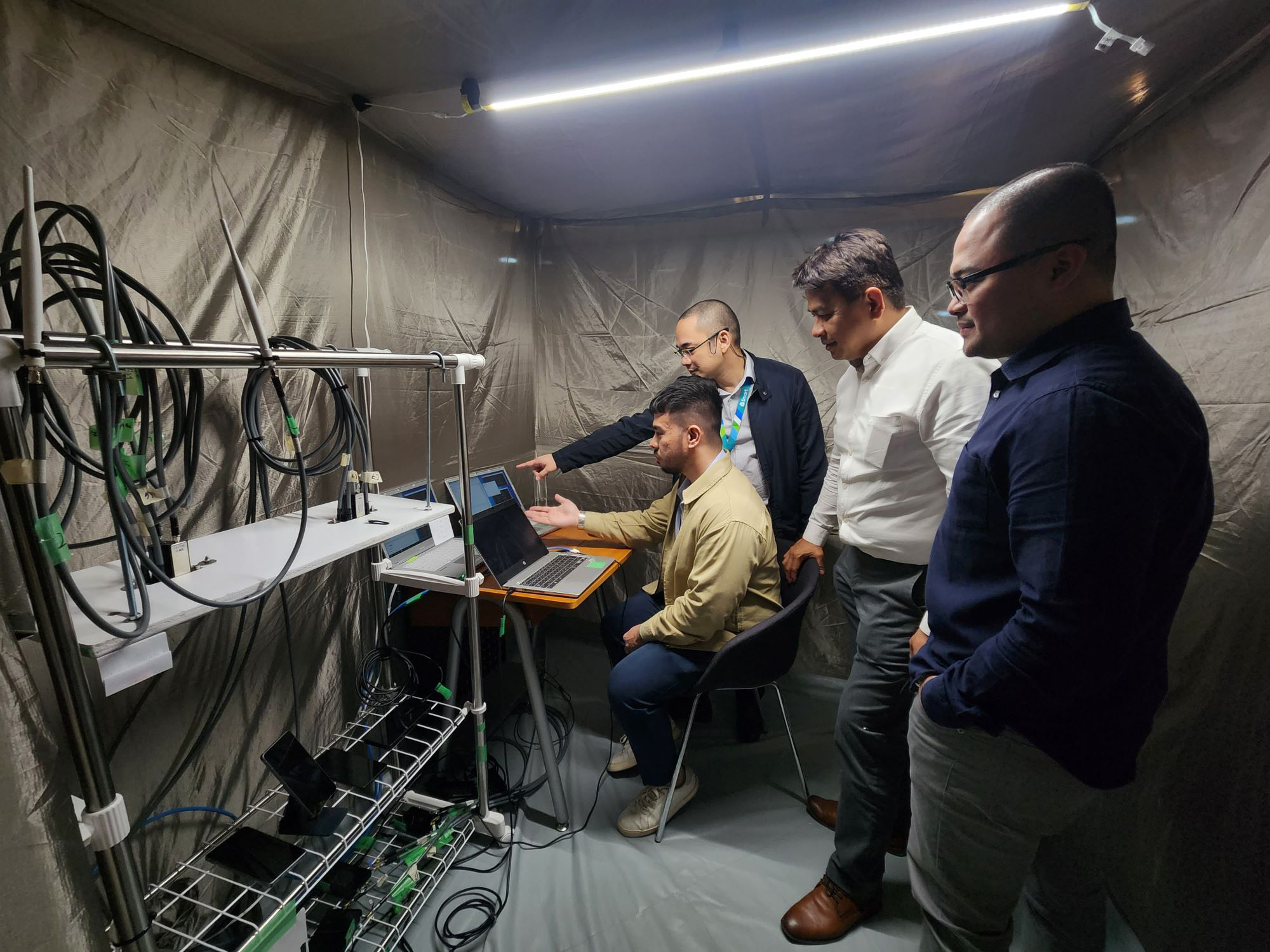 Smart successfully tests Open RAN RIC, another first in the Philippines Smart successfully tests Open RAN RIC, another first in the Philippines