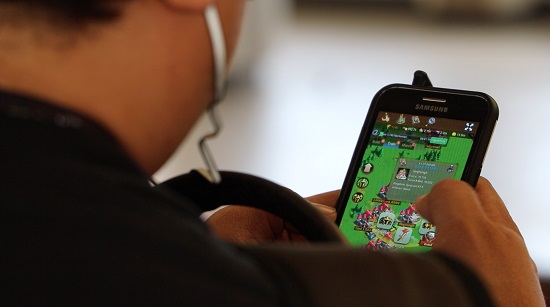 Mobile-data-use-550 Growth powered by better network, service offers and more smartphones