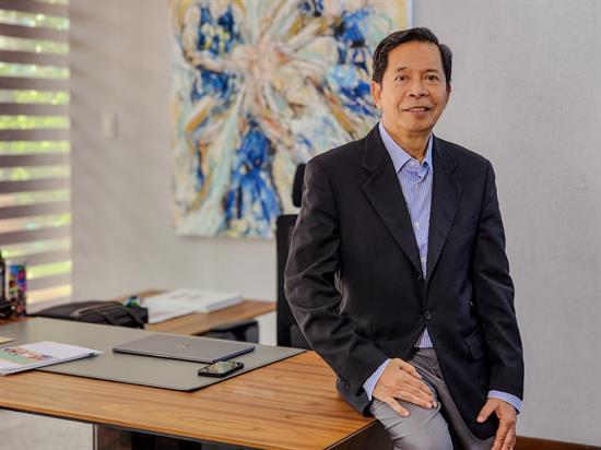 Anastacio R. Martirez, Smart Chief Operating Officer Anastacio R. Martirez, Smart Chief Operating Officer
