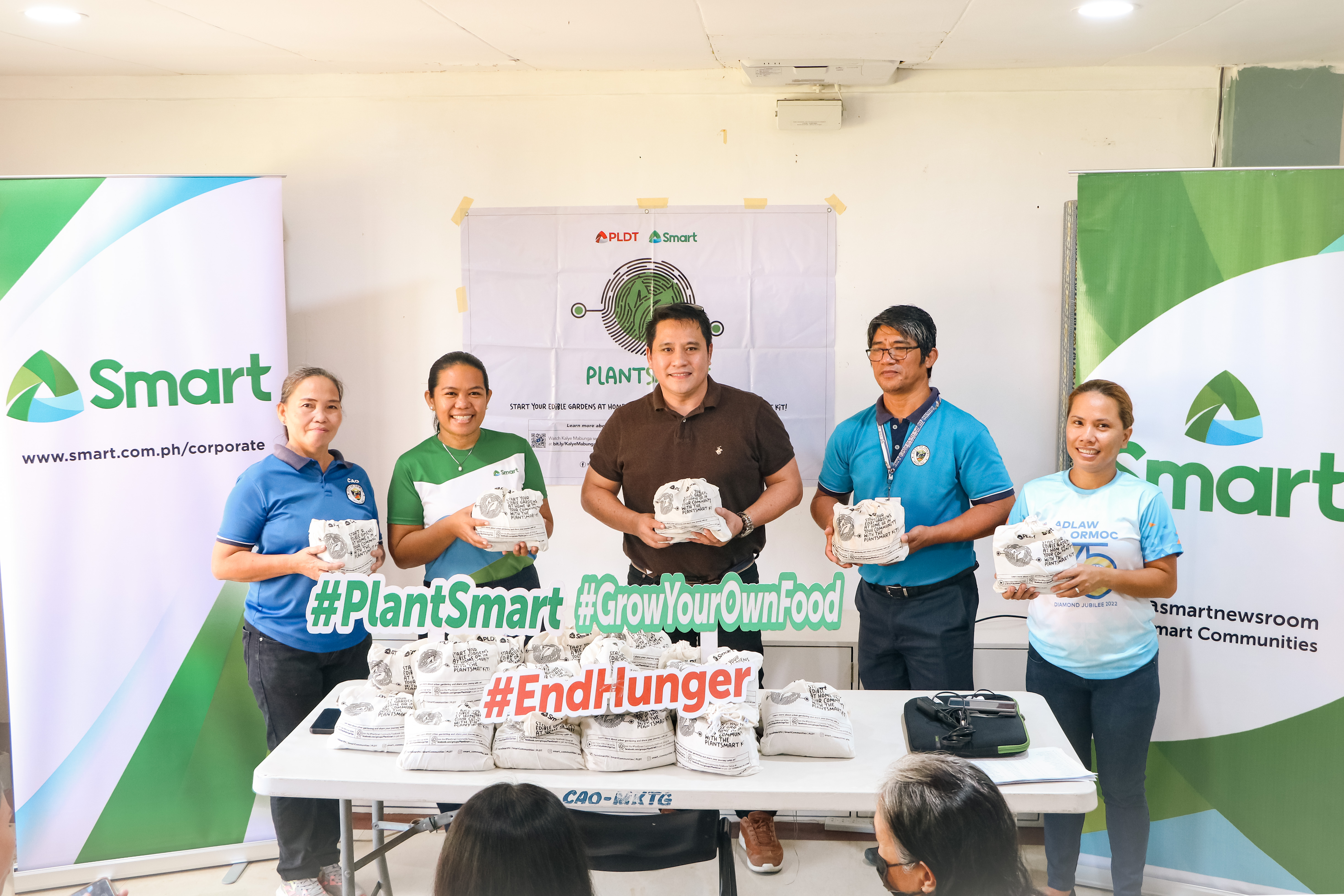 Distribution of PlantSmart kits at Ormoc City Agricultiure Office