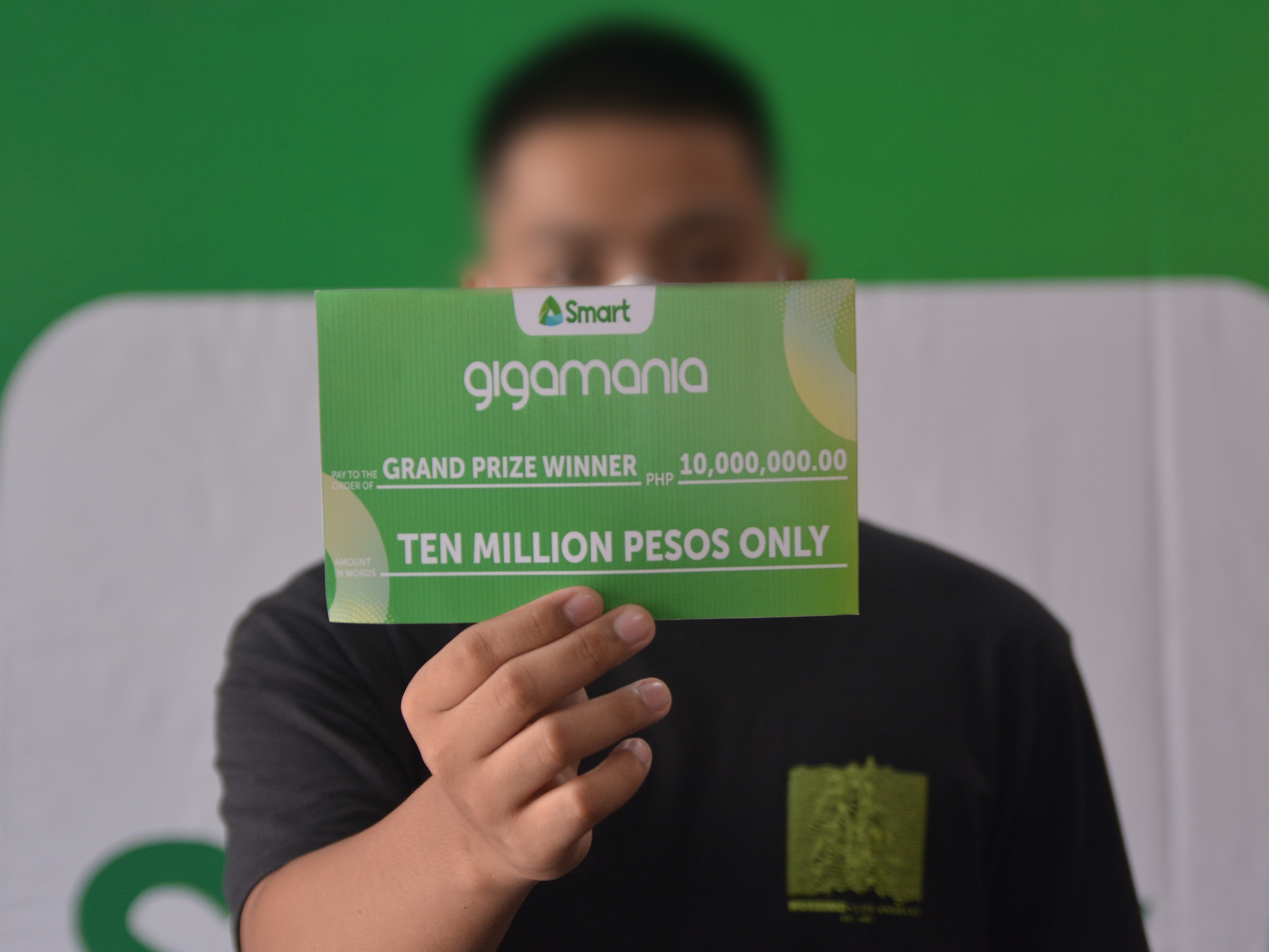 GigaMania Winner